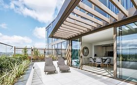 Meriton Suites Canberra